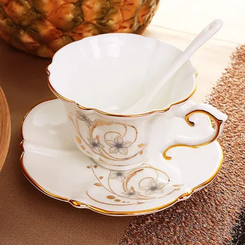 2023 חדש הזהב כלי חרסינה קרמיקה ספל קפה תה כוס צלחת להגדיר Drinkware כוסות אספרסו Kahve Fincan Takimlari Tazas